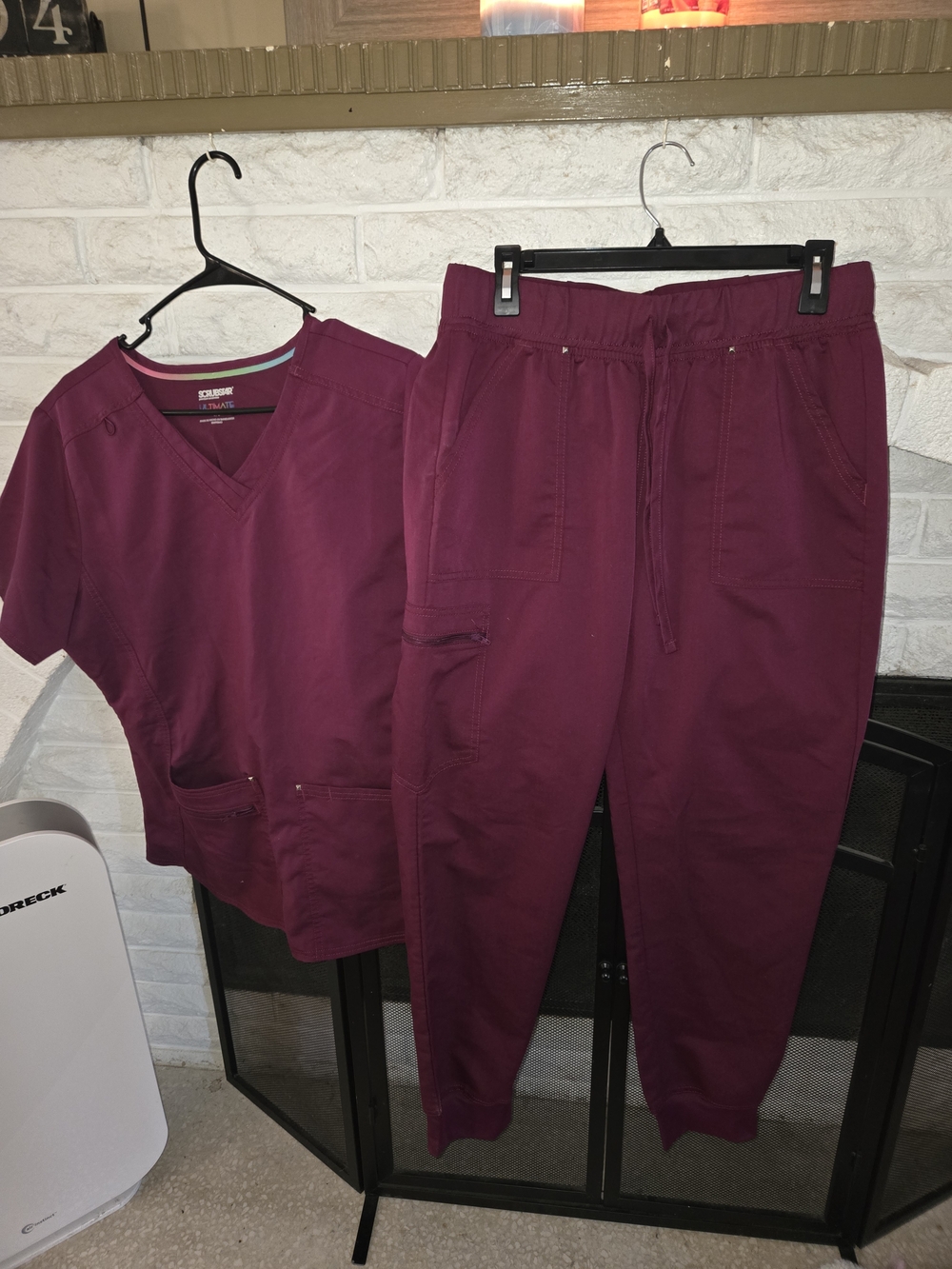 Scrubstar Women's Burgundy Jogger Scrub Set